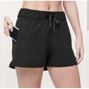 Lululemon On the Fly Woven Short
